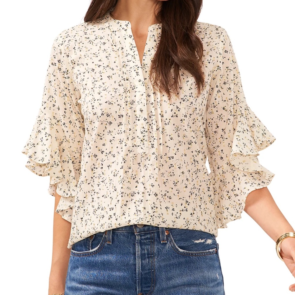 VINCE CAMUTO Pintuck Ruffle Sleeve Blouse